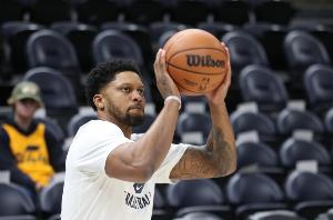 着决定性作 着决定性作