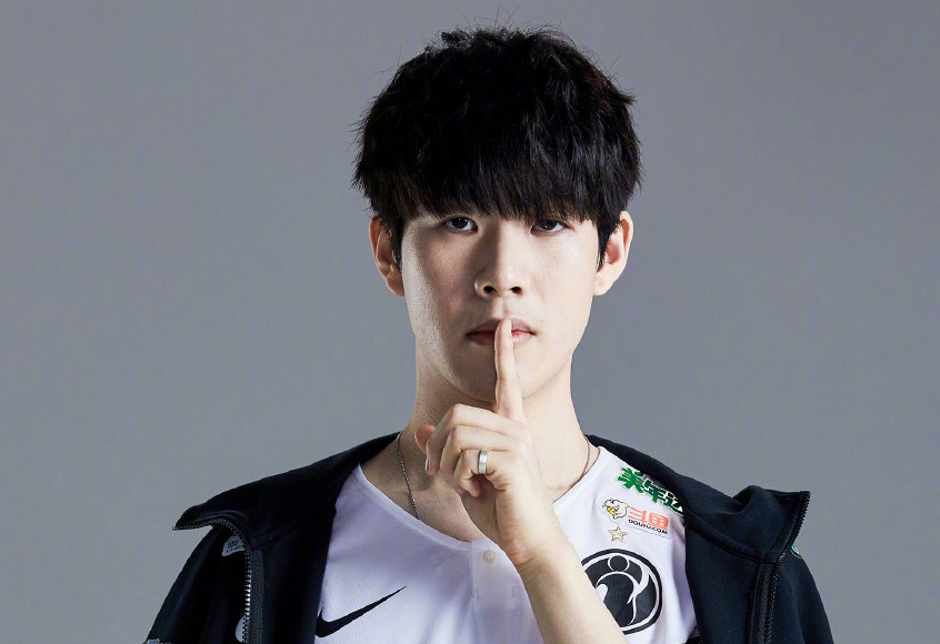 的网前小球 的网前小球